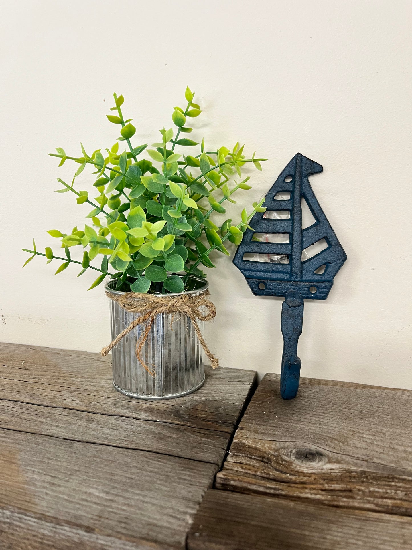 “Sailboat” Hook