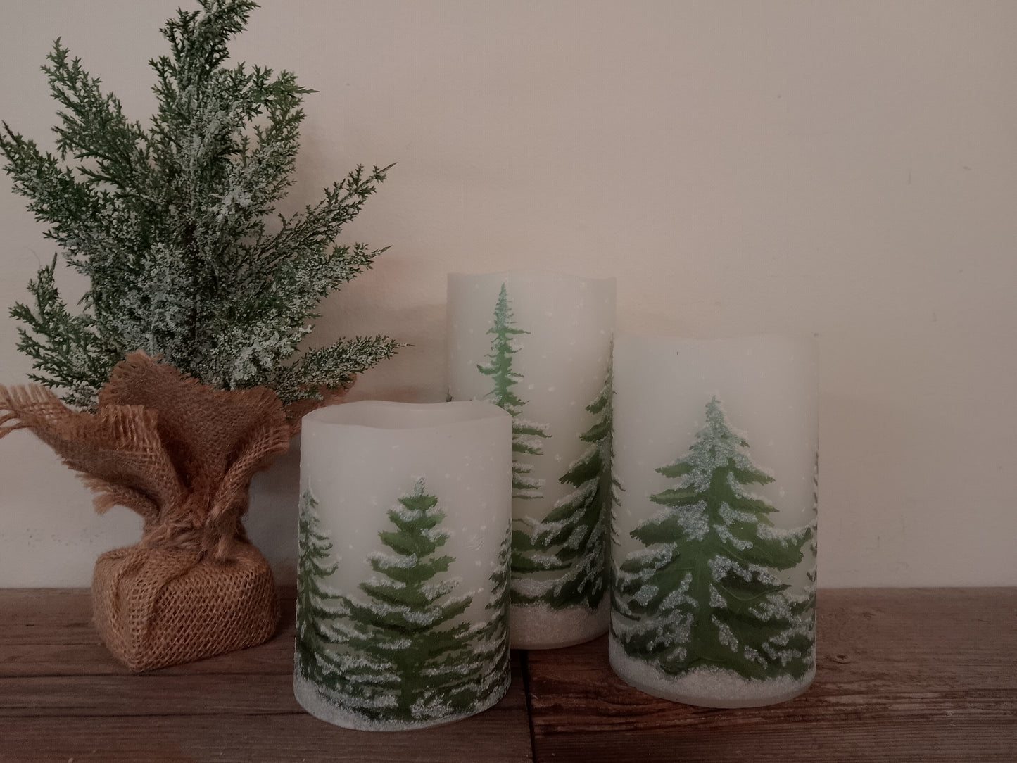 LED Christmas Tree Light Up Candles (Set of 3)