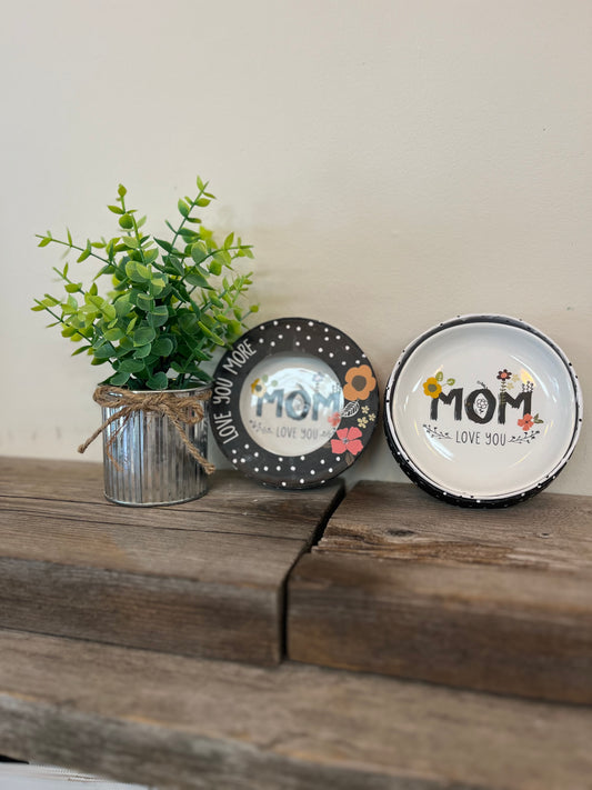 Keepsake Dish “Mom”