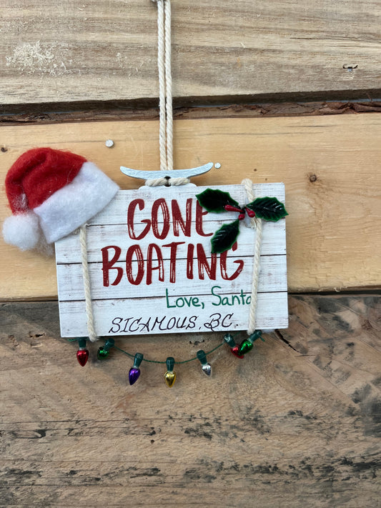 “Gone Boating” Ornament