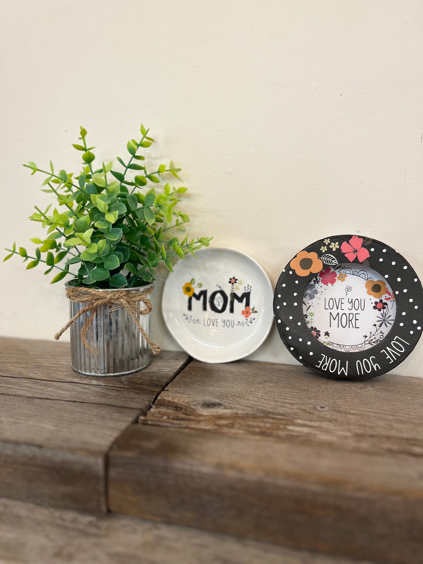 “Mom” Keepsake Dish