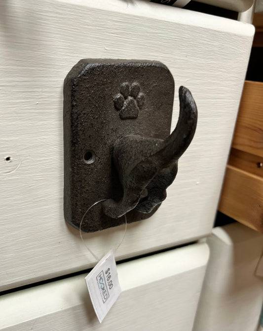 “Dog Tail” Hook