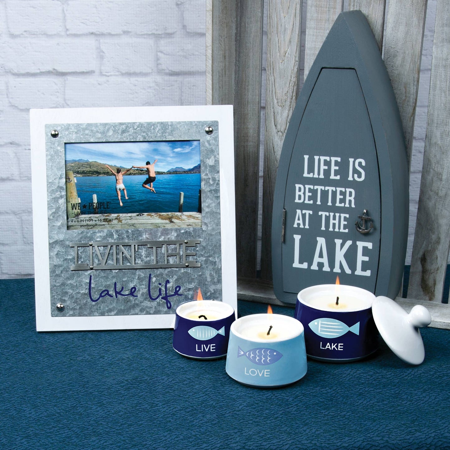 “Lake Life” Photo Frame