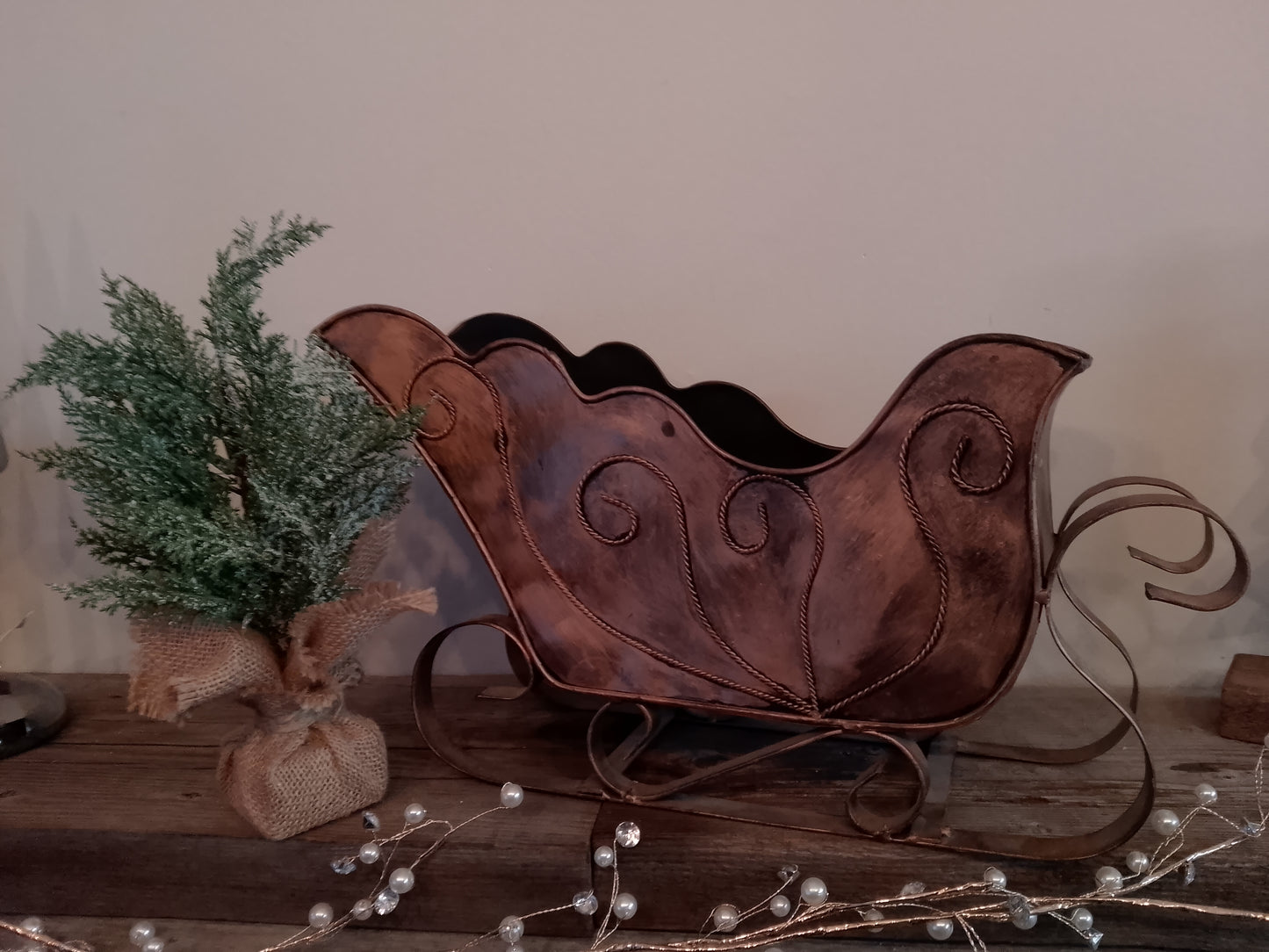 Vintage Gold Sleigh