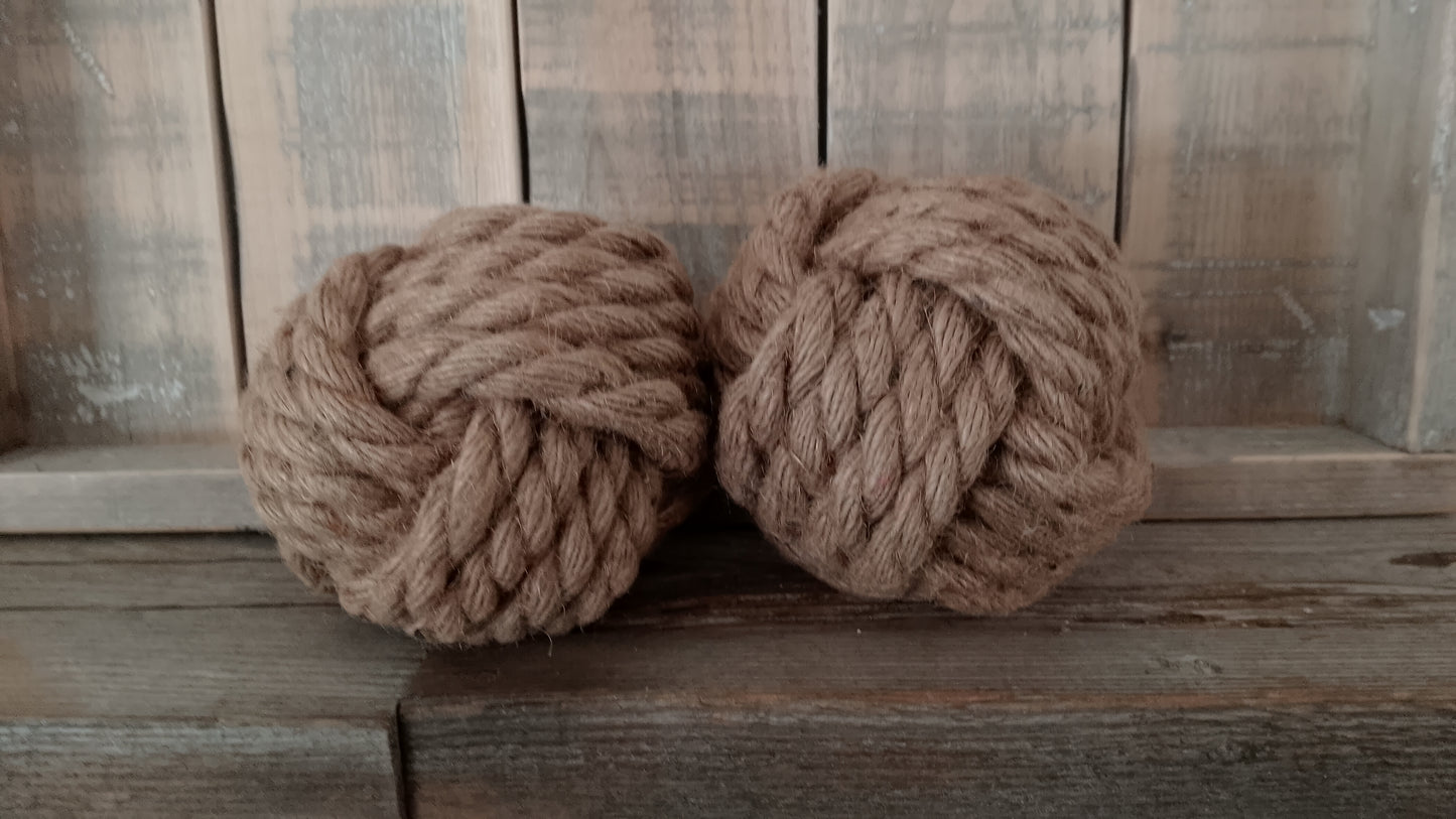 Knot ball