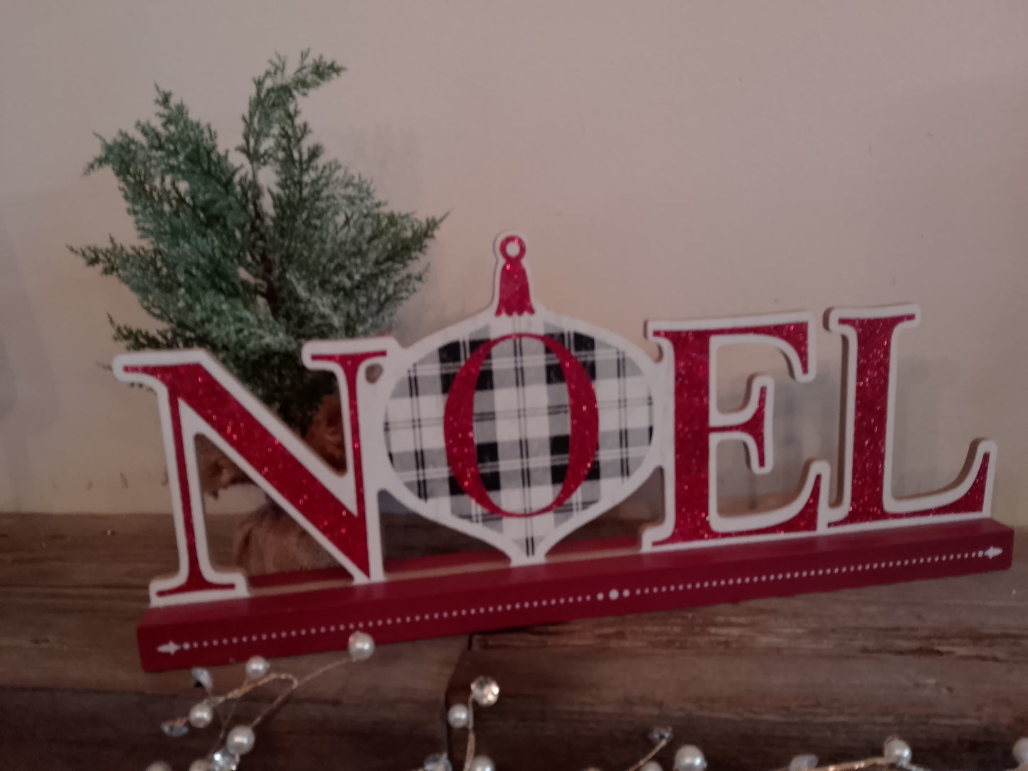 “Noel” Wood Sign