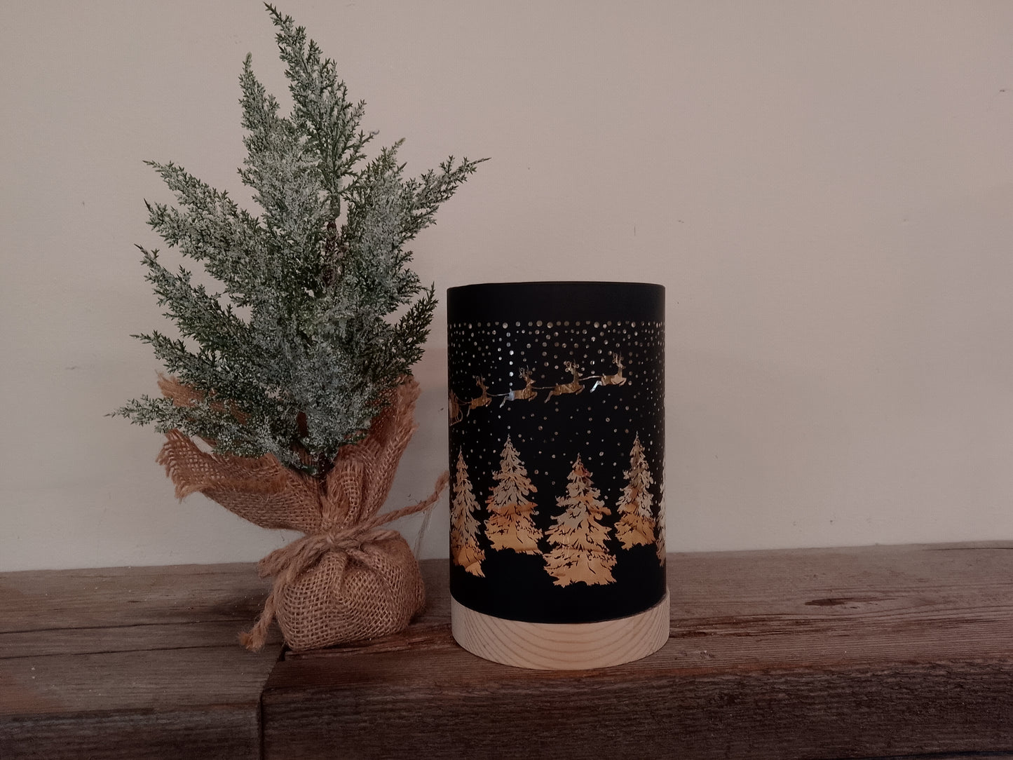 Black & Gold LED Sleigh Lantern