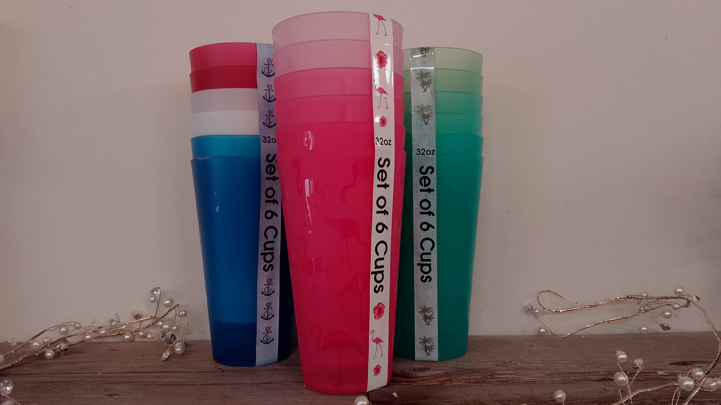 Plastic cups assorted