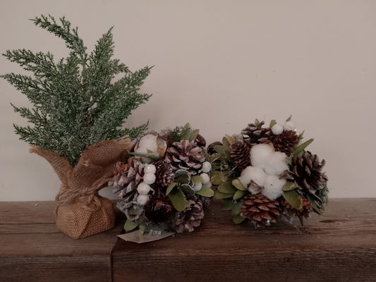 Greenery Christmas Balls