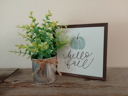 Hello fall square sign